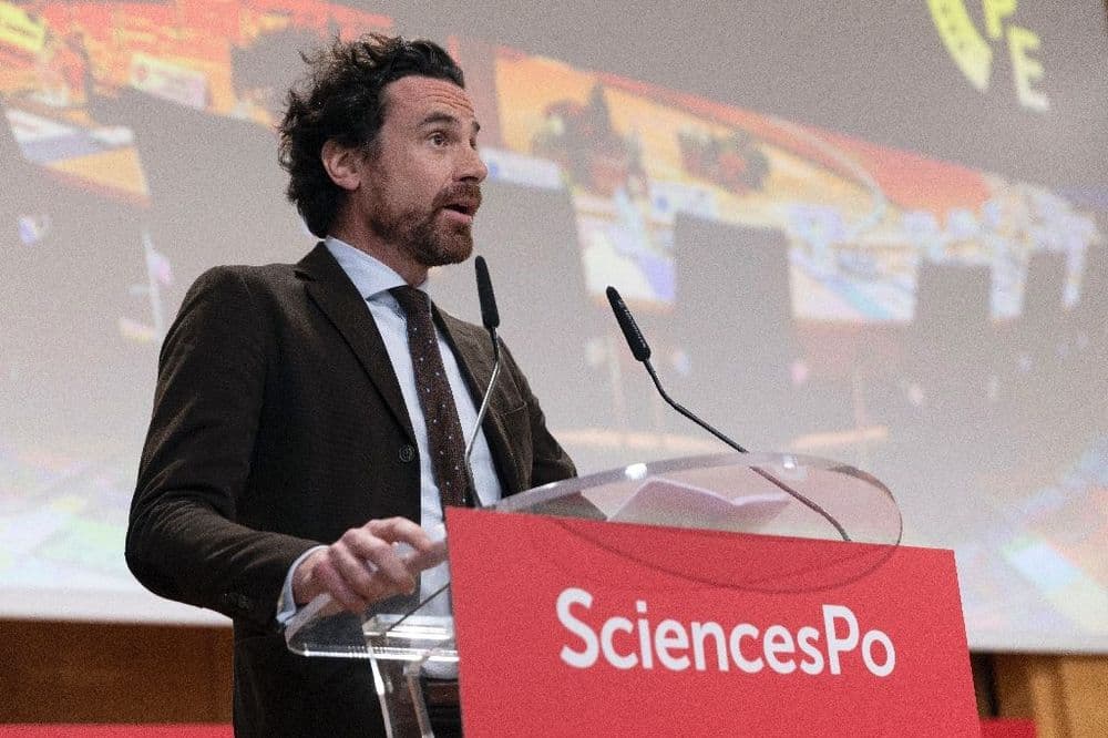 La démission de son directeur ouvre une énième crise à Sciences Po Paris