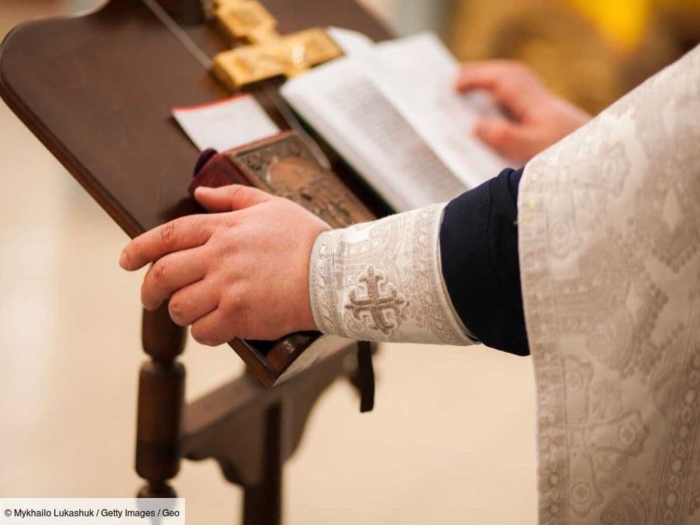 Jésus revient: en France, le succès inattendu du baptême catholique auprès des adultes
