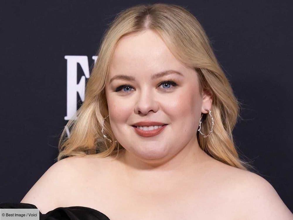 La Chronique des Bridgerton : Nicola Coughlan est en couple avec un acteur… et ce n’est pas avec Luke Newton !