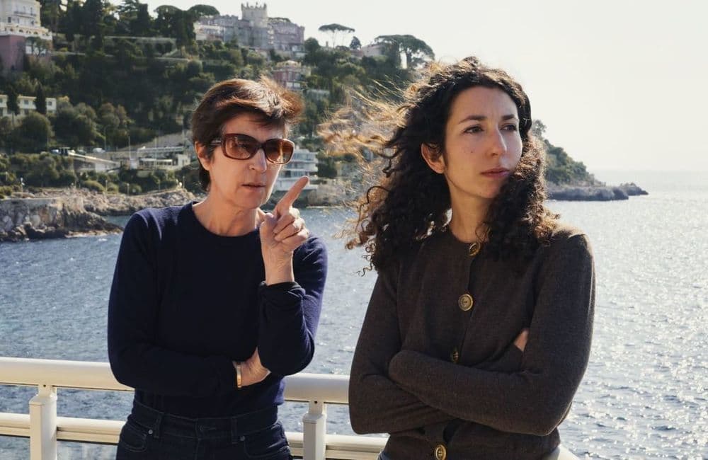 Qui est Léonore Chastagner, la fille de Christine Angot qui prend la parole dans le documentaire « Une famille » ?