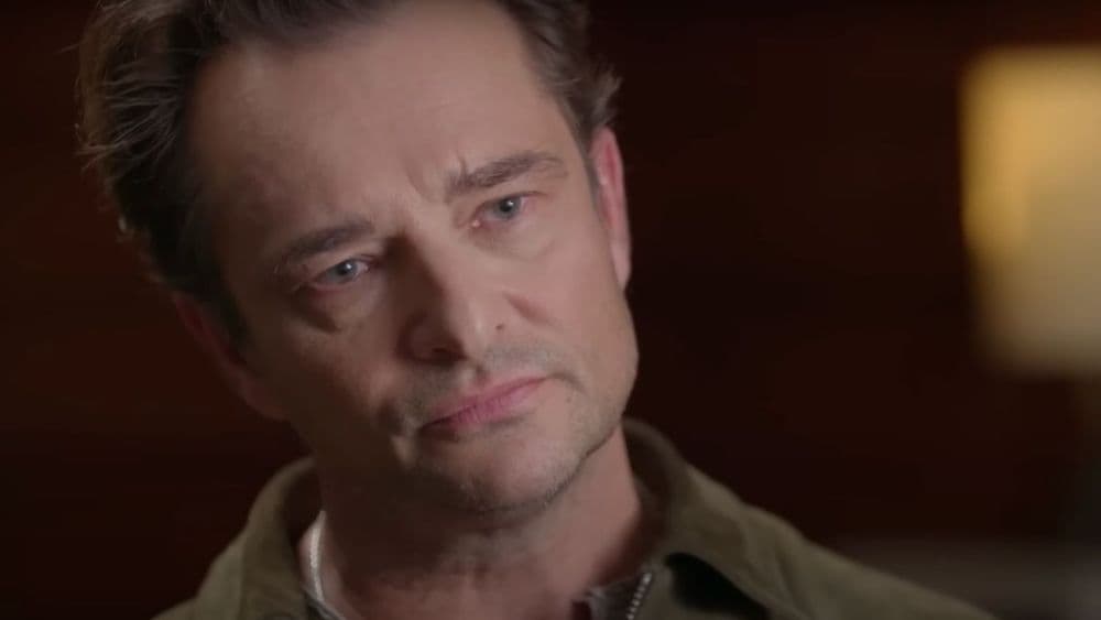 David Hallyday critiqué sur l'utilisation de l'IA par rapport à son père : "On a une idée particulière…"