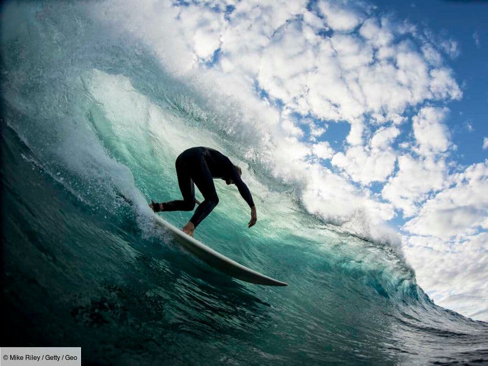 La "vague du millénaire" de Teahupo'o à Tahiti, la photo qui a changé l'histoire du surf
