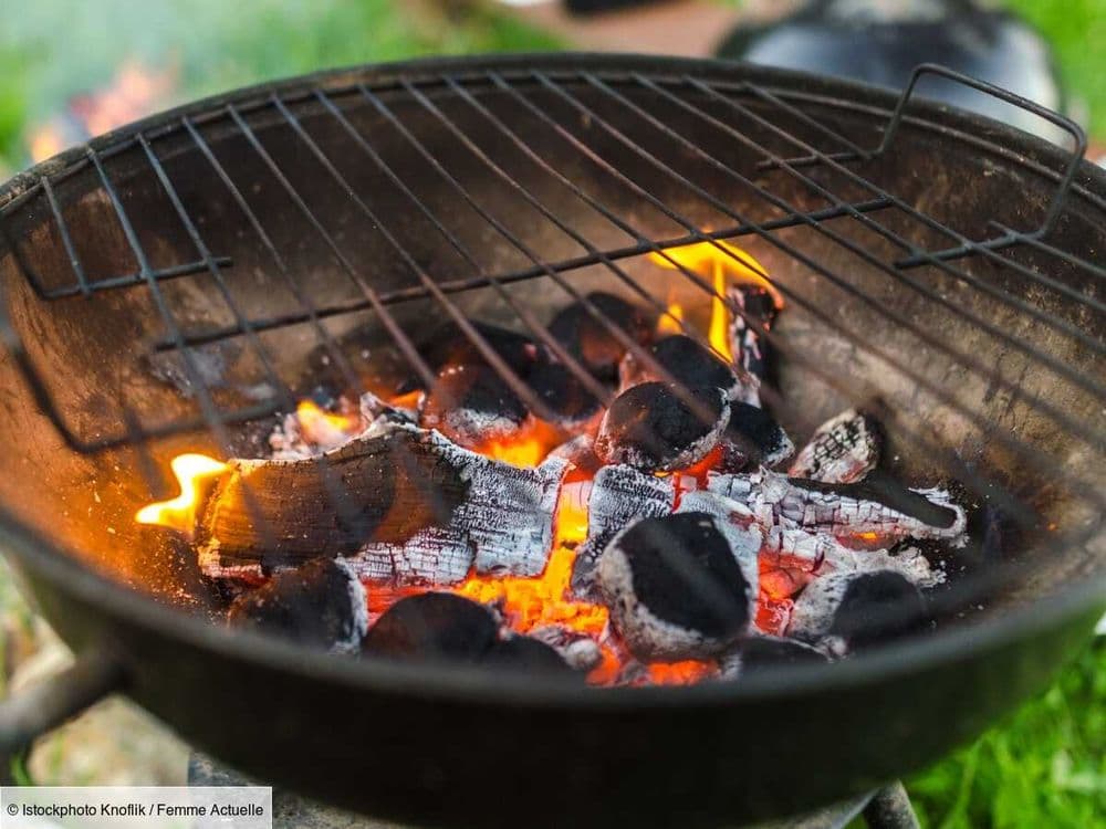 Cette super astuce pour allumer un barbecue en un rien de temps