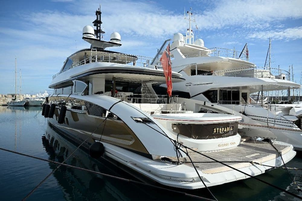 Enchères: le yacht Stefania vendu 10 millions d'euros au profit de l'Etat