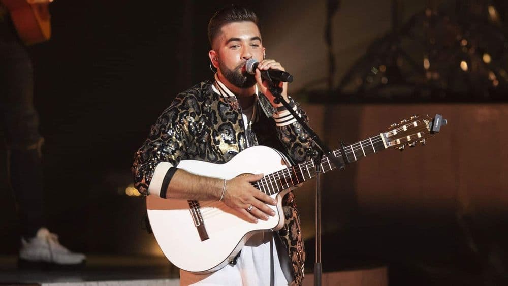 Kendji Girac : découvrez pourquoi il a changé de nom de famille pour faire carrière !