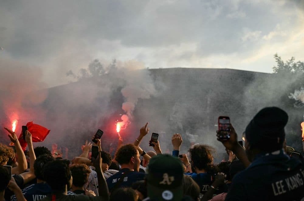 Ligue des champions: à Paris, la fête bat son plein après le sacre