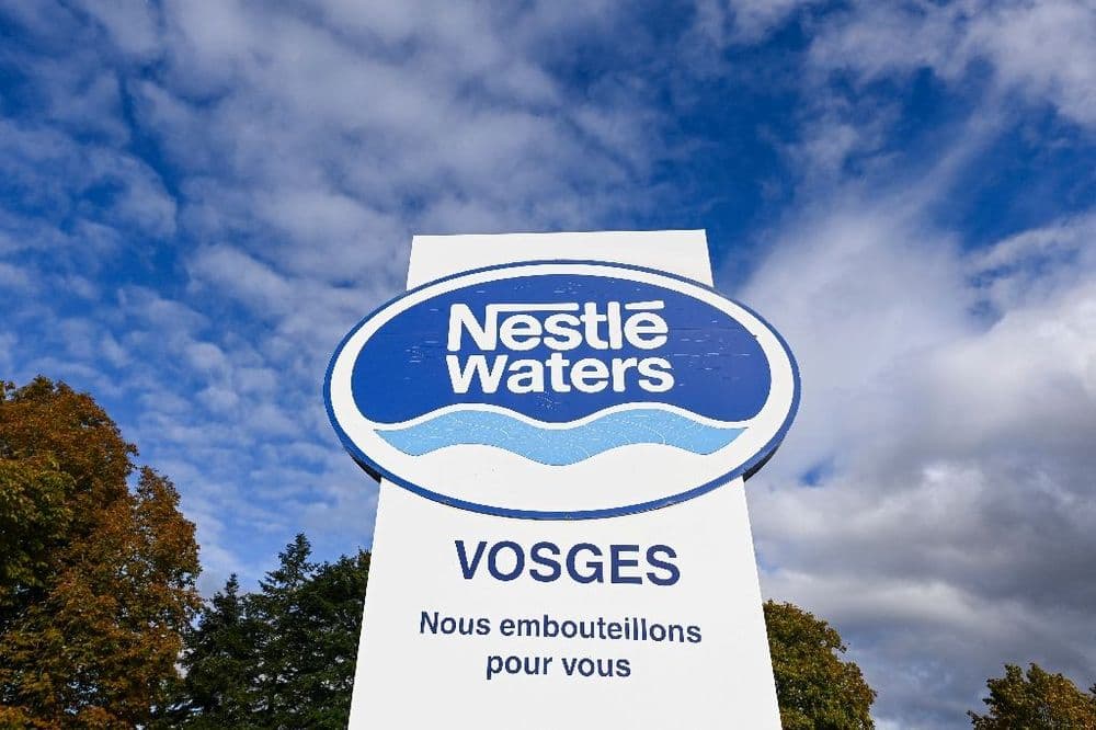 Décharges sauvages: le procès de Nestlé Waters reporté à fin novembre