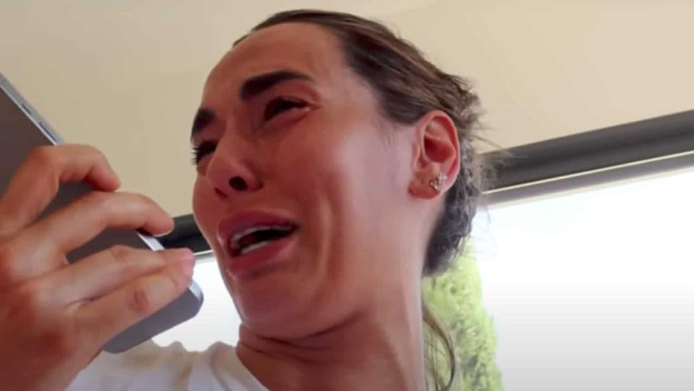 "J'ai payé 4 500 €..." : surendettée à cause de sa marque de vêtements, Hilona Gos prend une décision radicale, regardez !