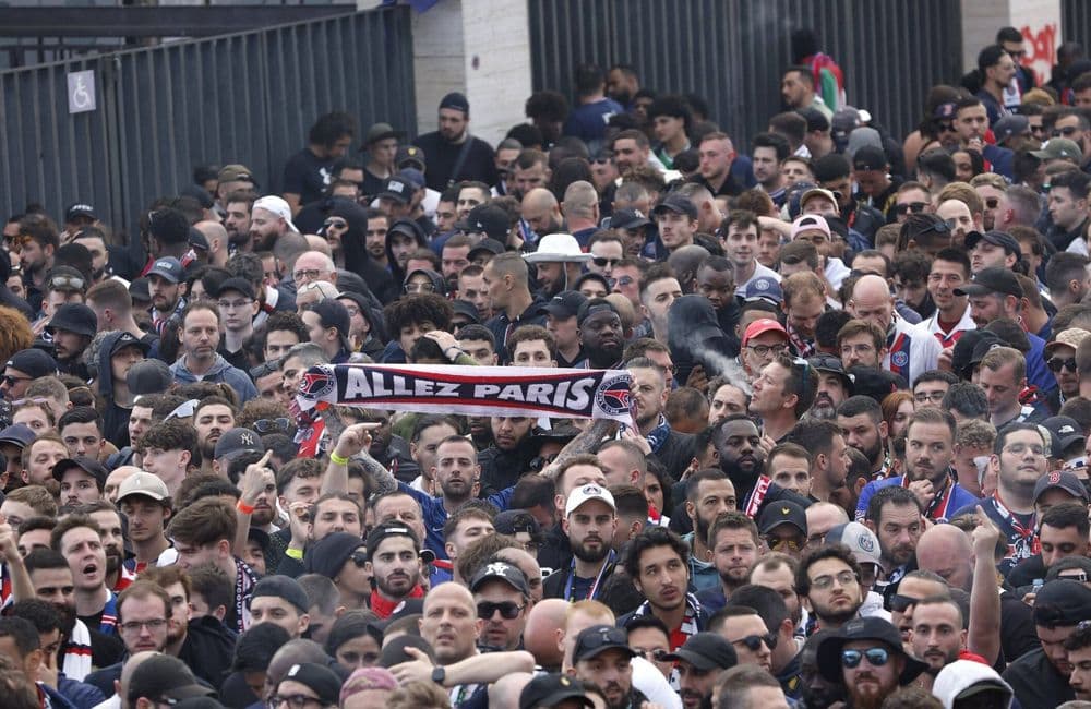 Des supportrices du PSG dénoncent des « fouilles très abusives » à Barcelone