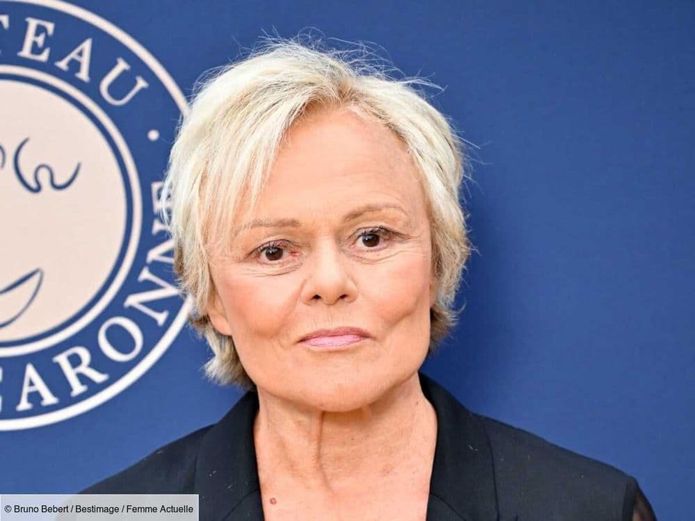 "C'est une vraie béquille" : Muriel Robin se livre sans tabou sur son ancienne dépendance à l'alcool et les raisons qui l'ont faite sombrer