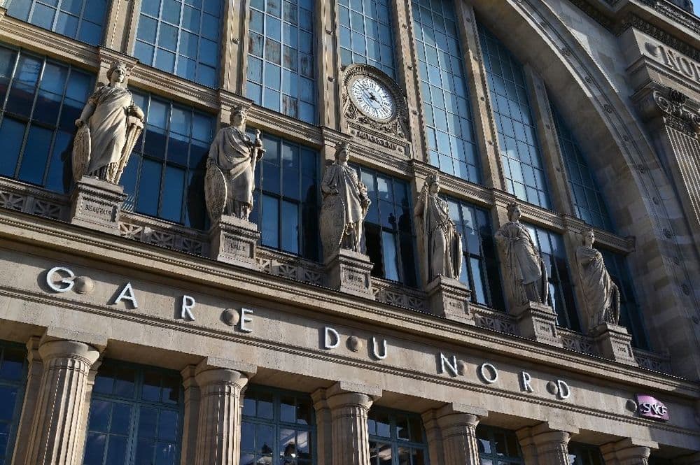 Trafic totalement interrompu à la gare du Nord après la découverte d'une bombe de la Seconde Guerre mondiale