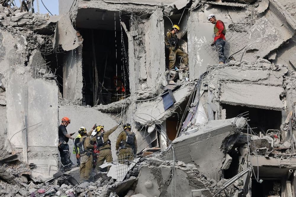 Israël accepte un cessez-le-feu avec l'Iran, les deux pays restent en alerte