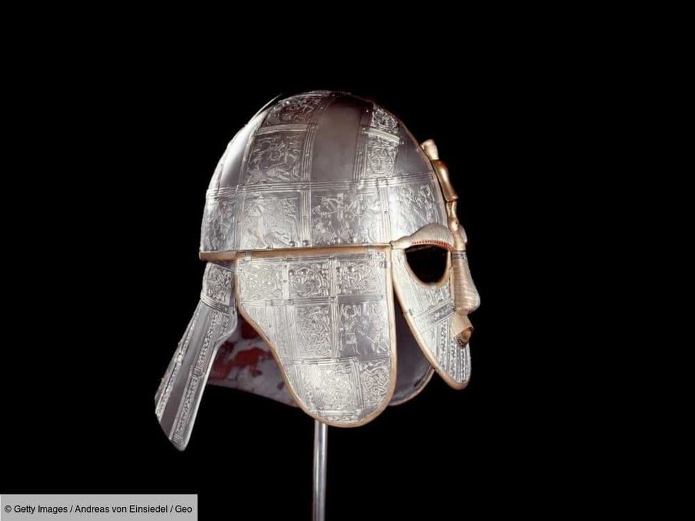 Sutton Hoo: un mystérieux tampon métallique relance l'enquête sur les origines du casque légendaire