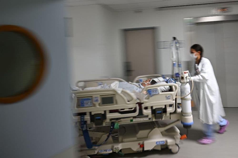 Hôpital: les fermetures de lits se poursuivent