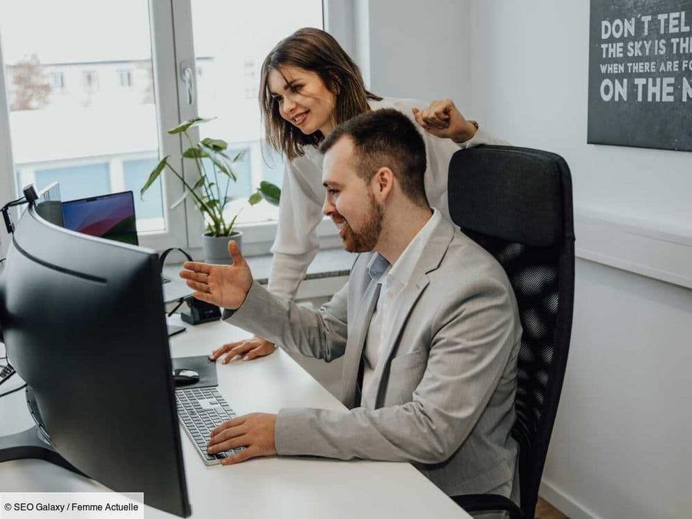 Porter un short ou des tongs au bureau : quels sont vos droits ?