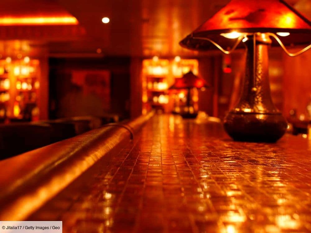 À Pékin, de curieux bars s'installent dans les appartements. Leur clientèle cherche l'oubli