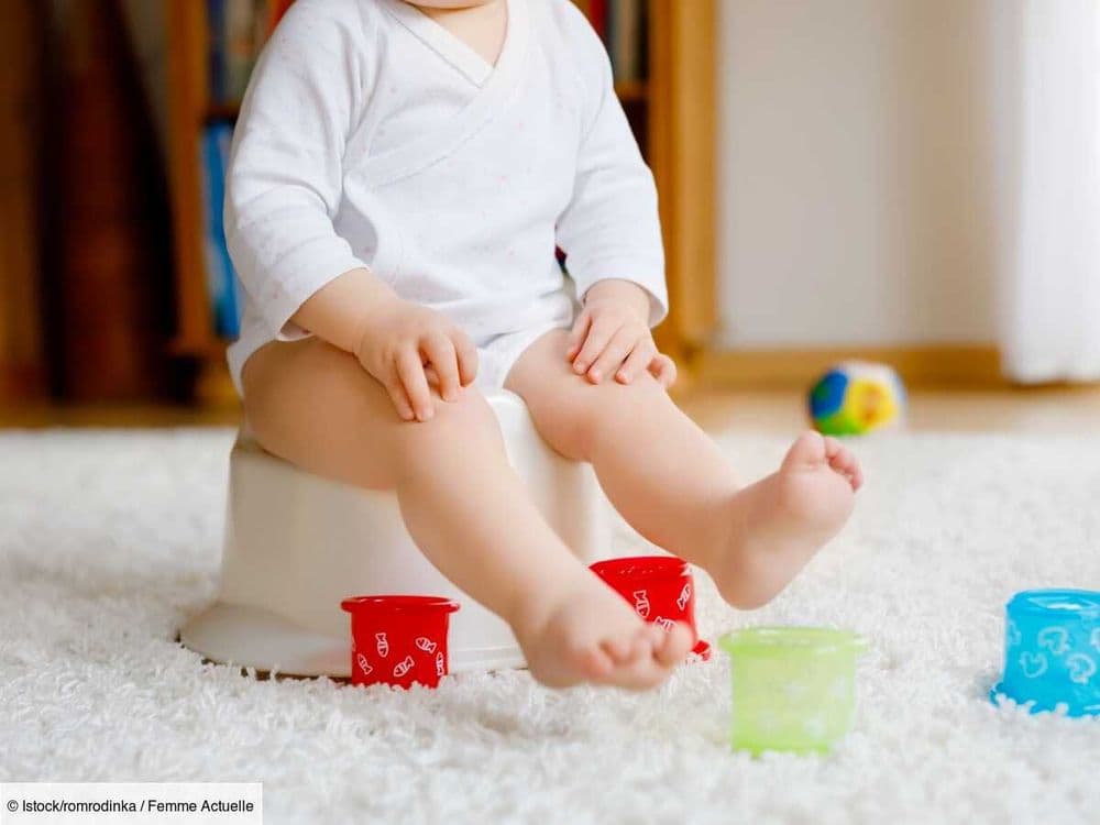 Mon bébé a les selles marron clair, qu’est-ce que ça signifie ?