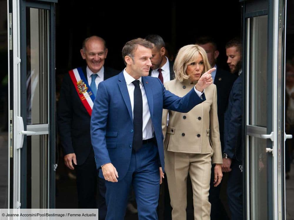 Emmanuel et Brigitte Macron décontractés avant d'aller voter au Touquet