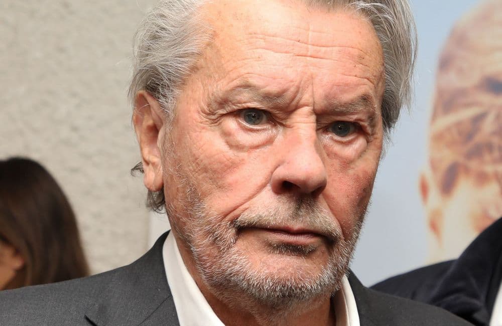 Alain Delon : cette sordide affaire dans laquelle il pourrait être impliqué