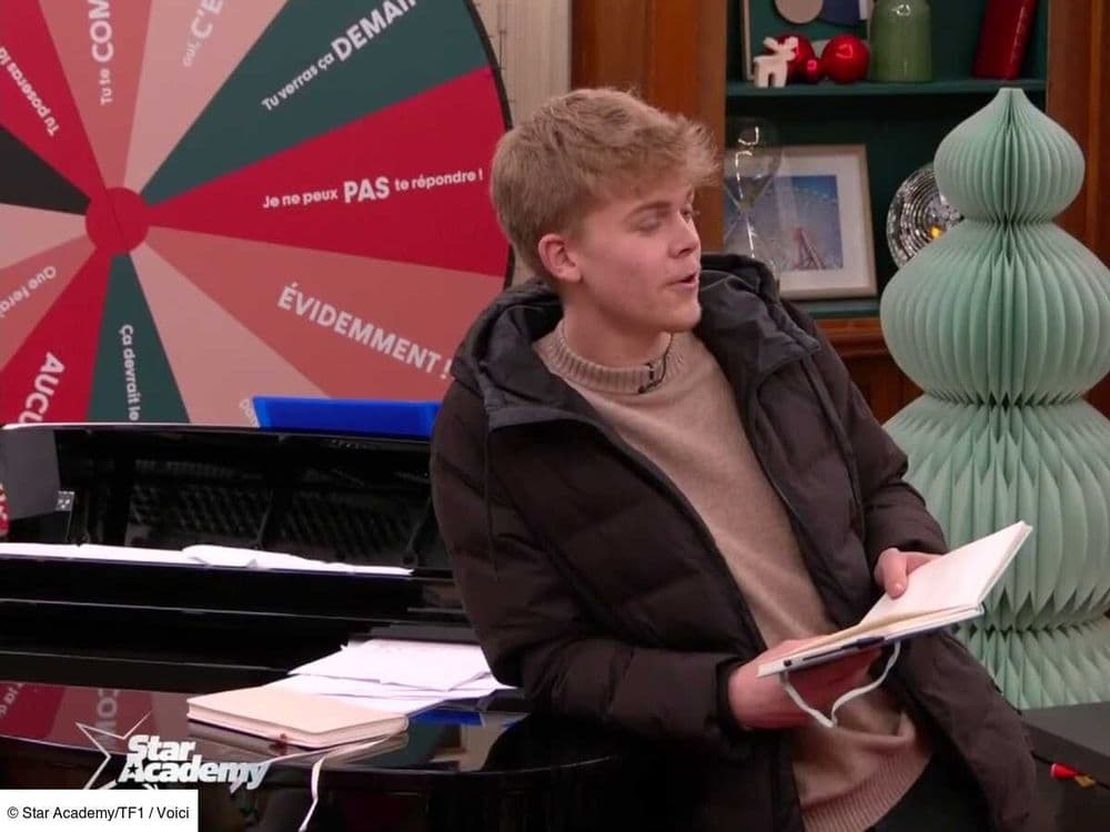 Star Academy : Charles dévoile une chanson qu'il a écrite pour Ebony, les fans sont conquis