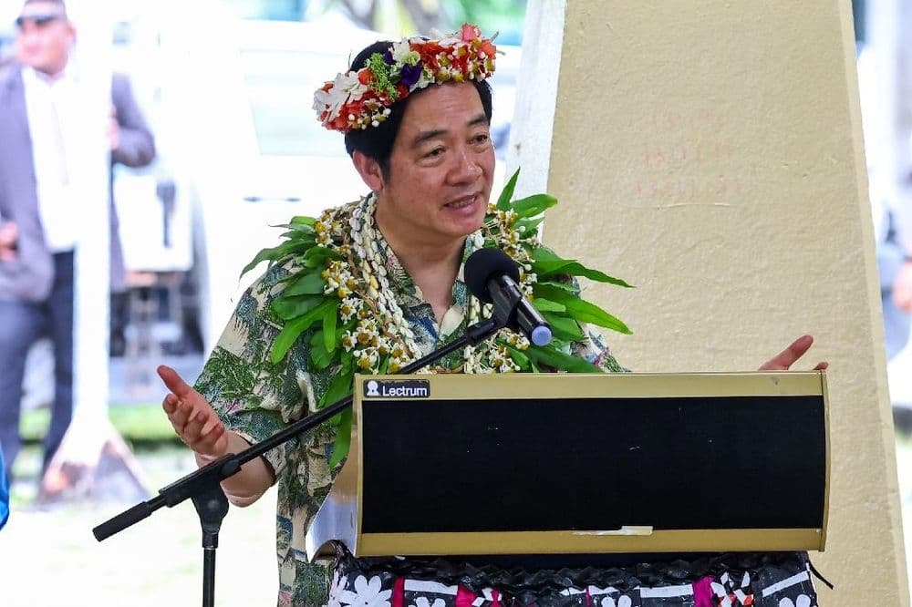 En tournée dans le Pacifique, le président taïwanais appelle le président de la Chambre américaine des représentants