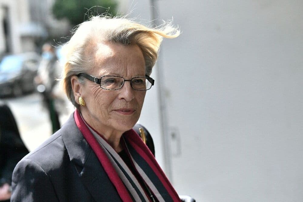 Prise illégale d'intérêts: l'ex-ministre Michèle Alliot-Marie condamnée à six mois de prison avec sursis