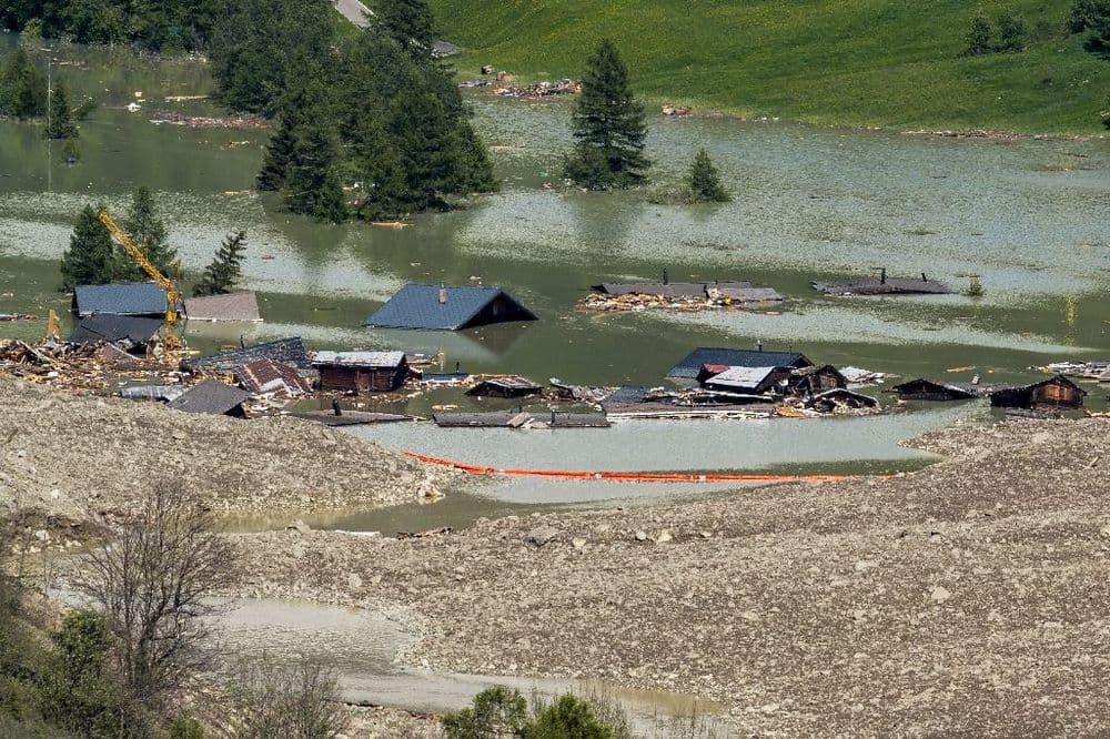 Eboulement en Suisse: la situation s'améliore mais la prudence reste de mise