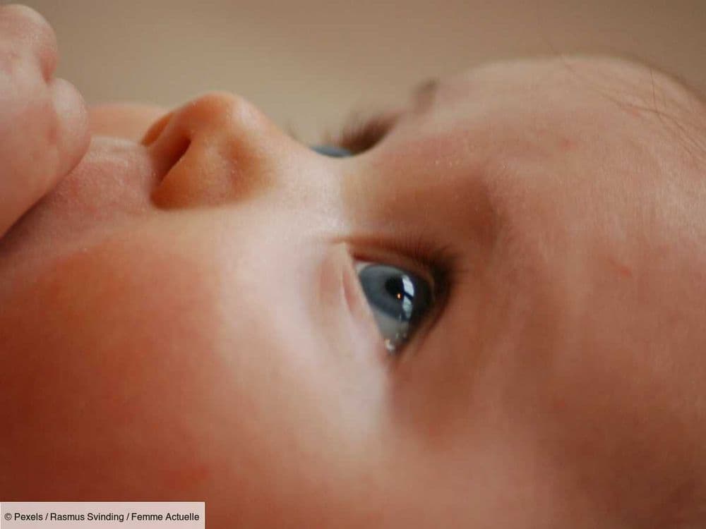 À quelle fréquence faut-il laver le nez de bébé (et avec quoi) ? Les conseils d'une pédiatre