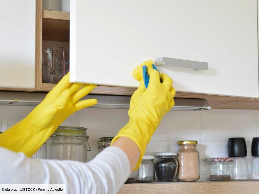 Comment nettoyer les façades des meubles de cuisine et avec quels produits ?