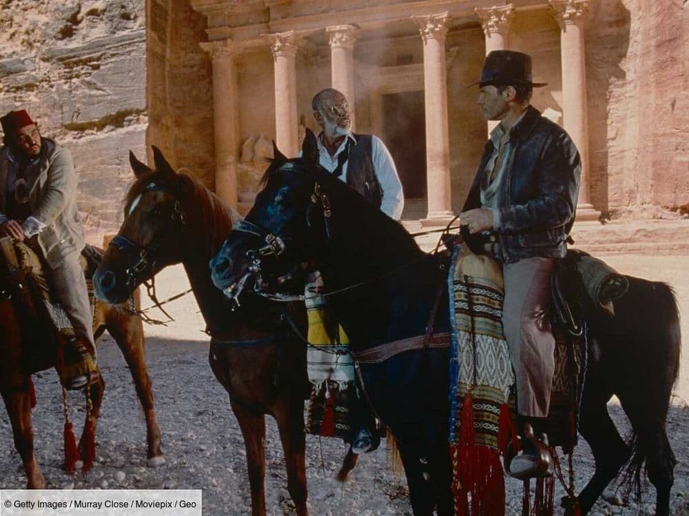 Cachée sous Pétra, une tombe secrète découverte par des "Indiana Jones en chair et en os"