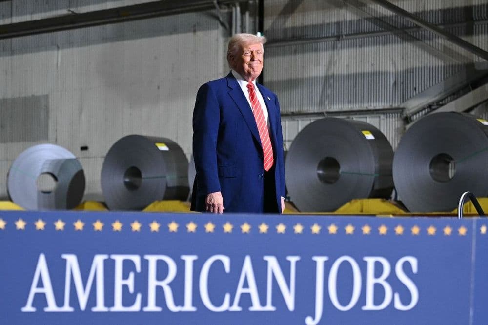 Trump double les taxes sur l'acier importé, l'UE "prête" à riposter