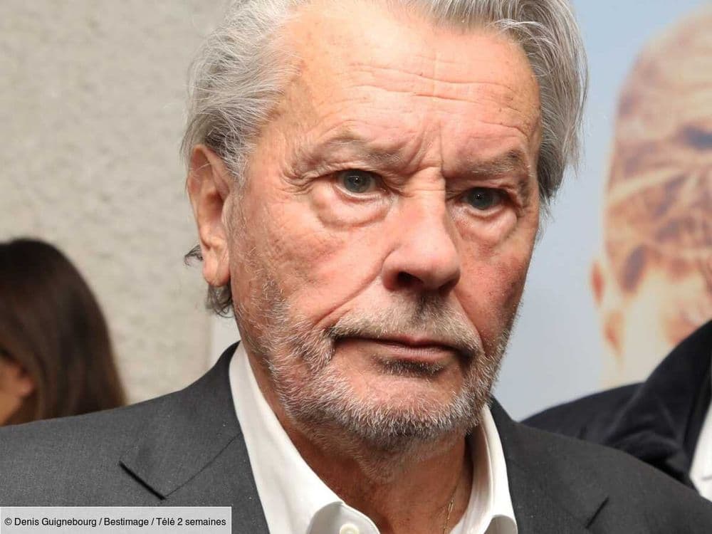 "Tout était magnifique" : Véronique de Villèle, amie proche d'Alain Delon, raconte les obsèques de l'acteur