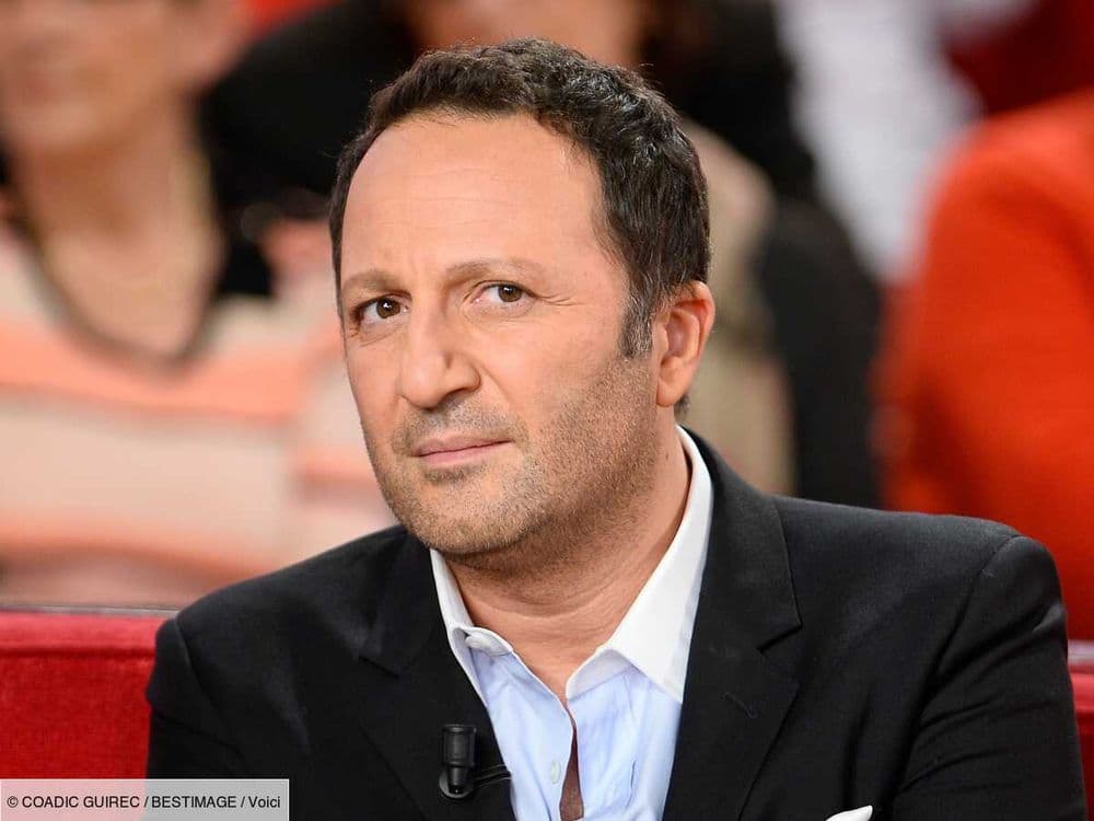 "Tu mérites 10 000 coups de couteau" : Arthur dévoile les menaces qu'il a reçues d'une blogueuse