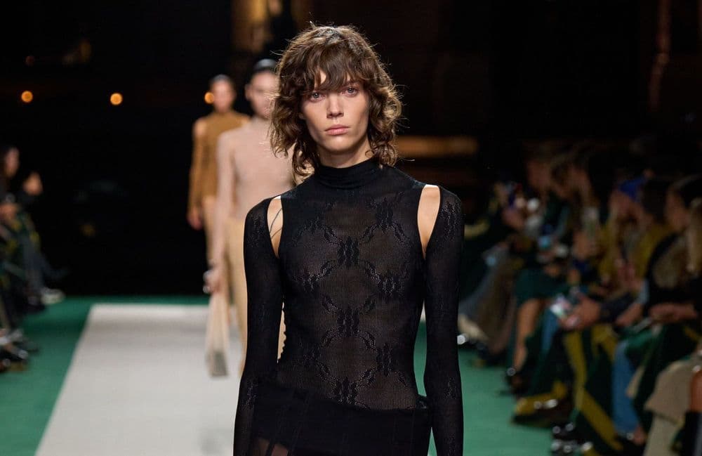 À la Fashion Week, ces talons originaux s’annoncent comme le hit du printemps