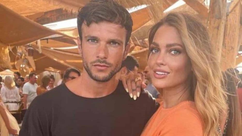 Caroline Receveur : elle dévoile une photo de son chéri Hugo métamorphosé, et il est méconnaissable regardez !