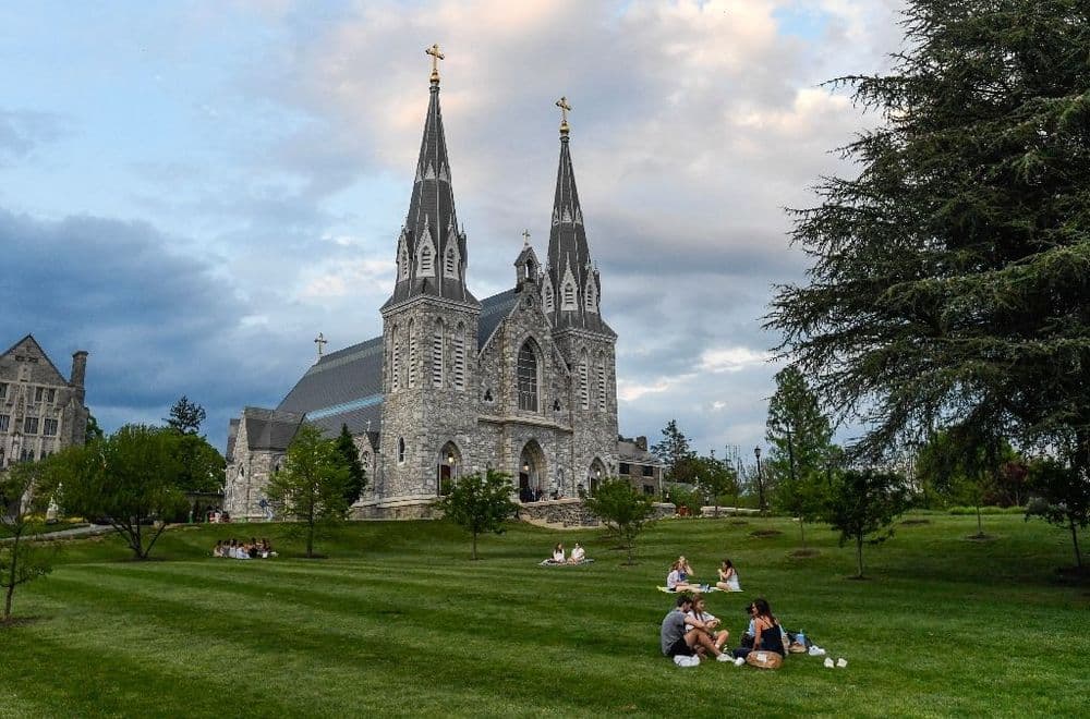 A l'ex-université de Léon XIV, le nouveau pape "c'est Bob"