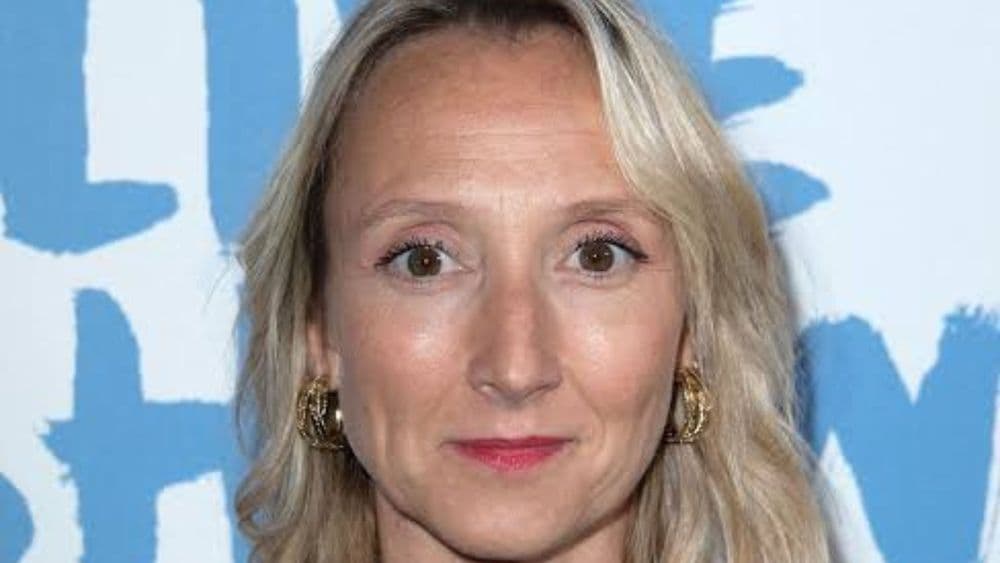 Audrey Lamy : cambriolée à hauteur de 18 000 euros, la raison pour laquelle elle ne souhaite pas porter plainte choque littéralement les internautes !