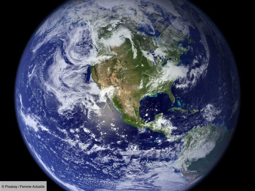 Le saviez-vous ? Avant d'être bleue, la planète Terre était d'une tout autre couleur !