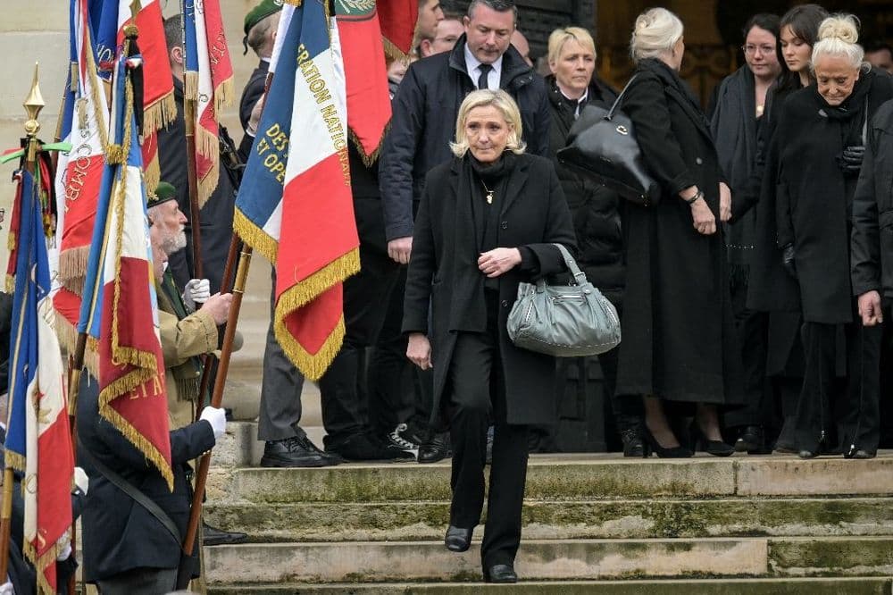 Grand messe de l'extrême droite en hommage à Jean-Marie Le Pen