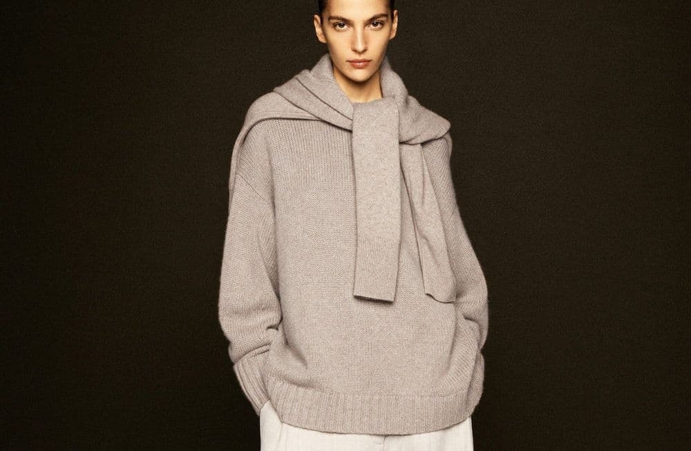 Ce pull est le plus vendu chez COS cet hiver