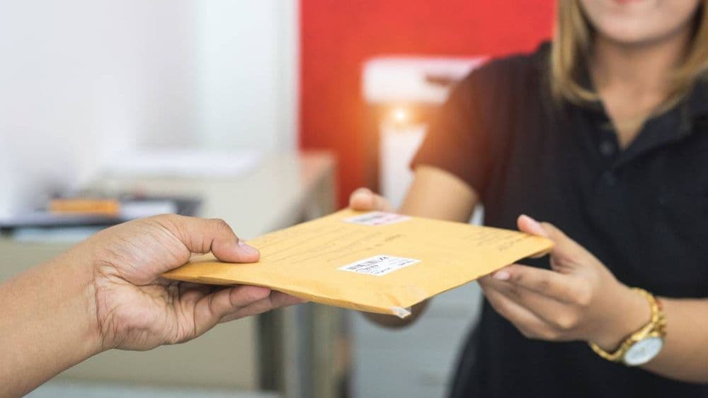 La Poste : ce que vont vous coûter les nouvelles hausses de prix des timbres