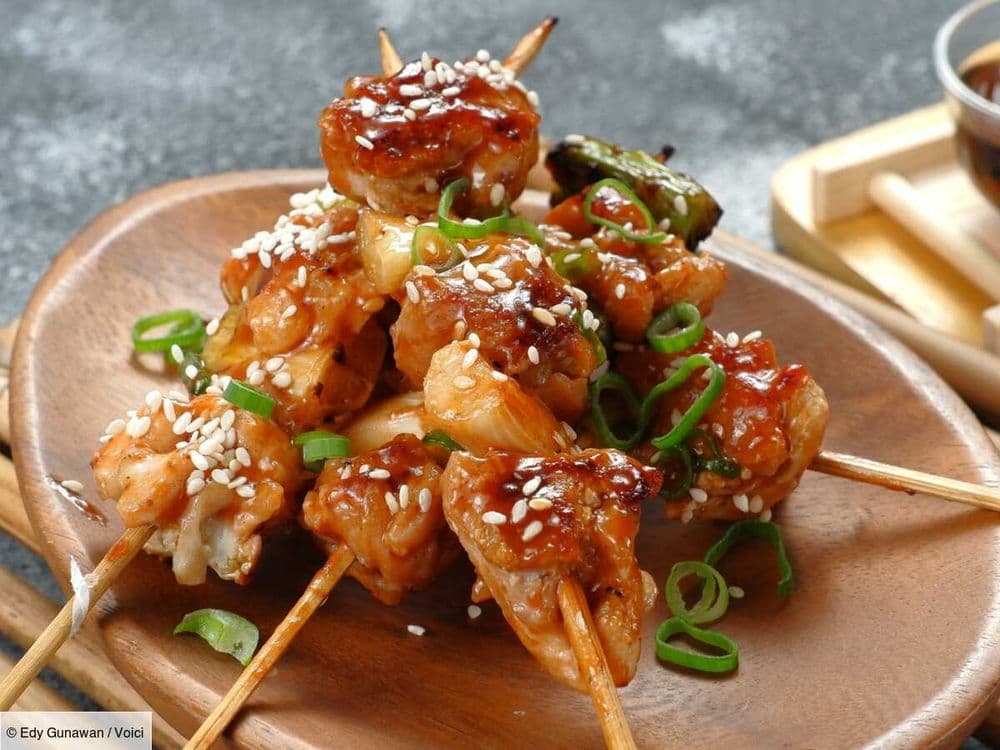 Brochettes express : comptez seulement 4 min de cuisson pour ces yakitori boeuf et fromage