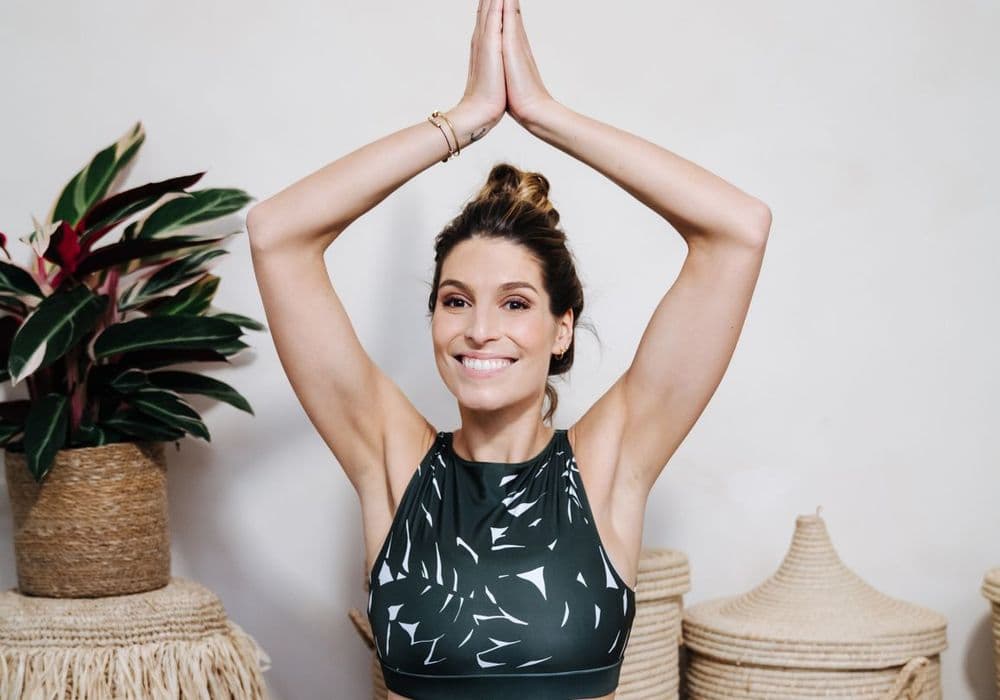 La chronique de Laury Thilleman : mon yoga anti gueule de bois