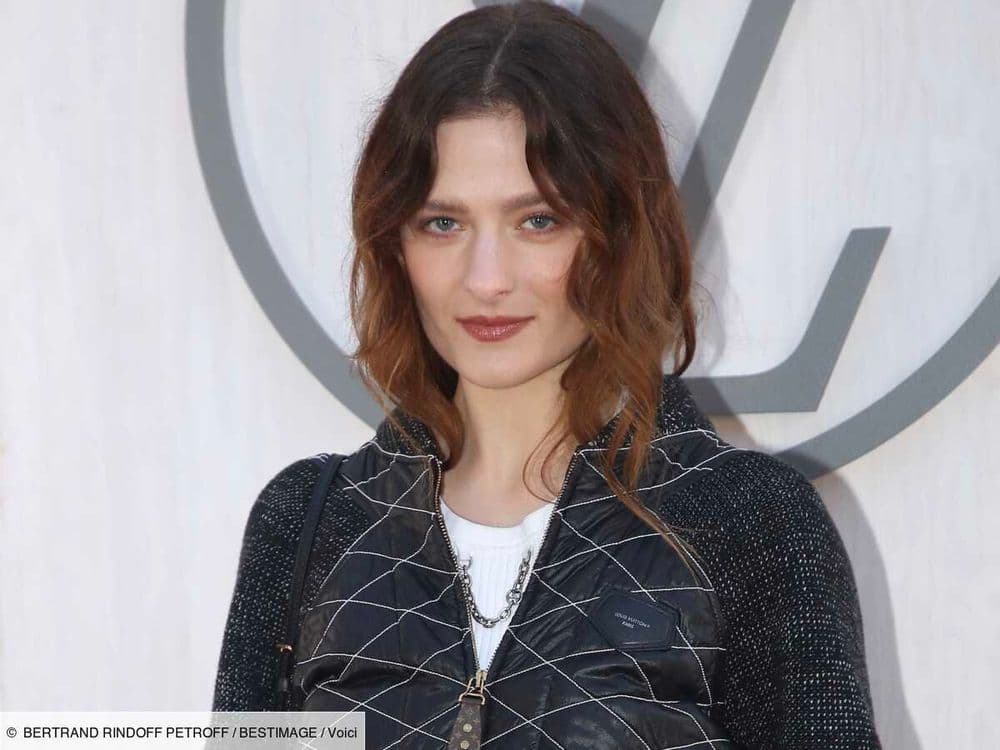 Louisa Jacobson fait son coming out : qui est sa très célèbre mère ?