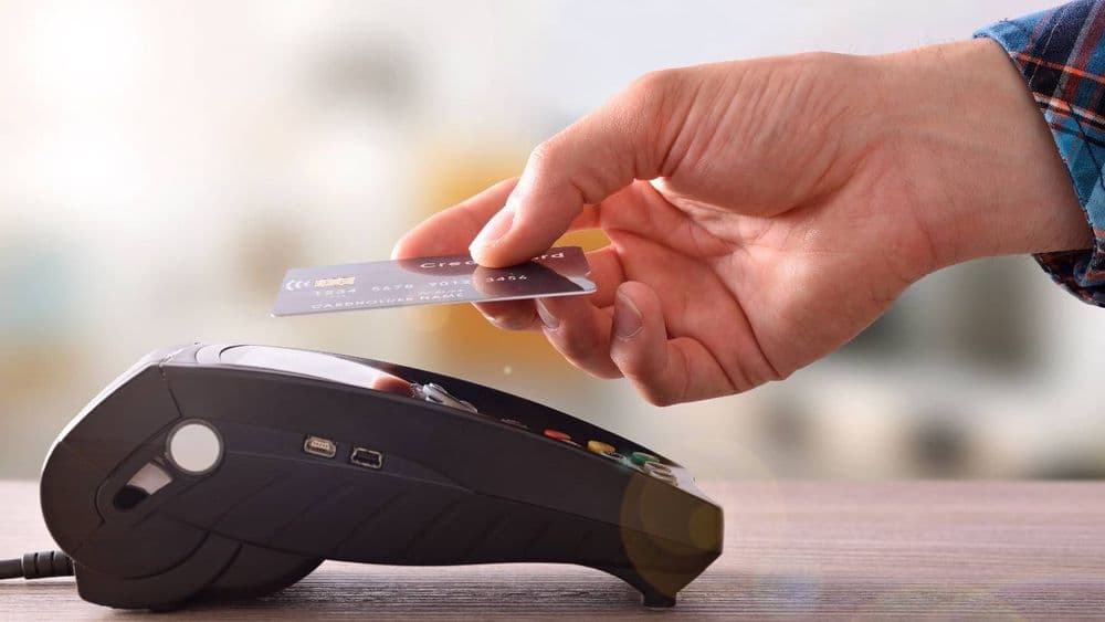 « On me demande mon code secret pour payer sans contact. Fraude ou pas ? »