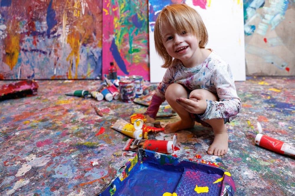 Allemagne: Laurent, 3 ans et déjà peintre à succès