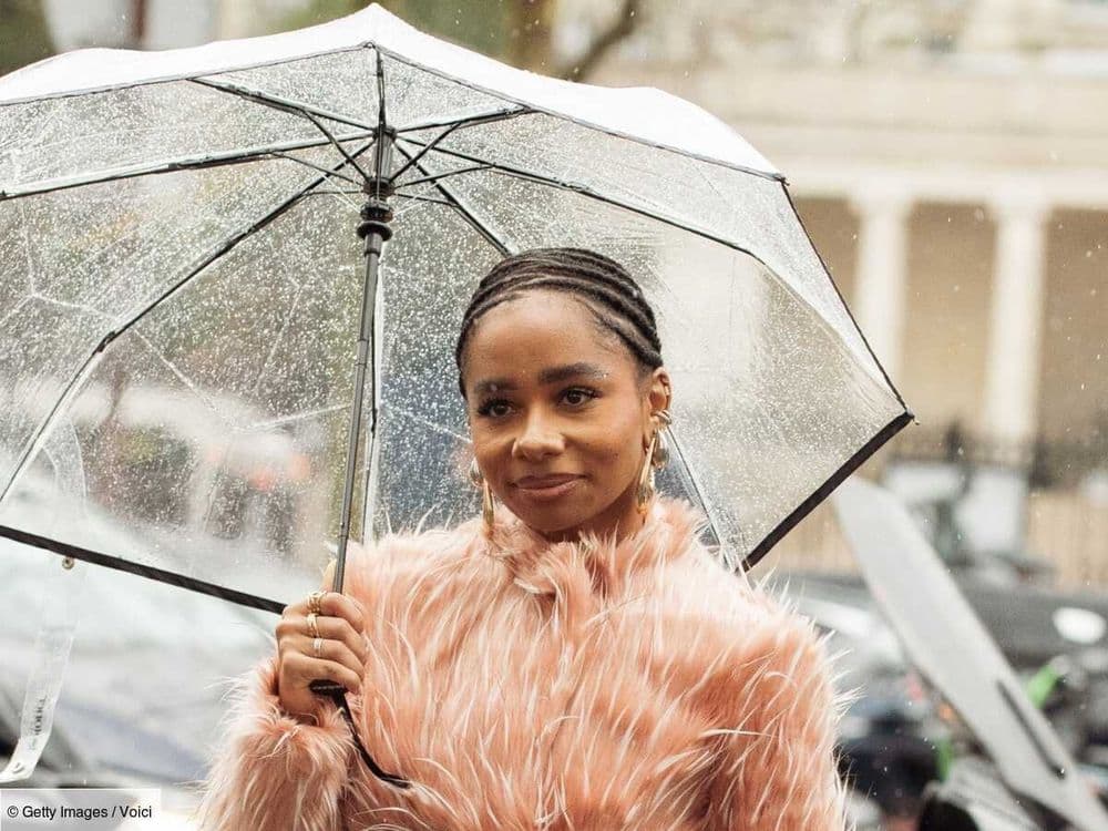 Se protéger de la pluie : ce chapeau Uniqlo plus facile à porter que le bob est hyper stylé