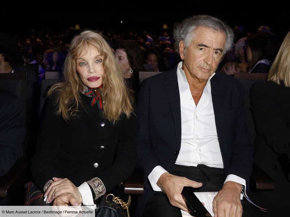 "Je ne prends jamais rien pour acquis" : Arielle Dombasle nous confie le secret de son couple qui dure avec Bernard-Henri Lévy