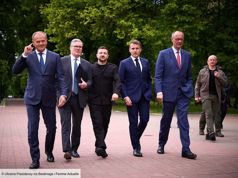 Non, Emmanuel Macron n'a pas été pris en photo avec de la cocaïne à Kiev : l'Élysée révèle ce que l'on voit sur les images