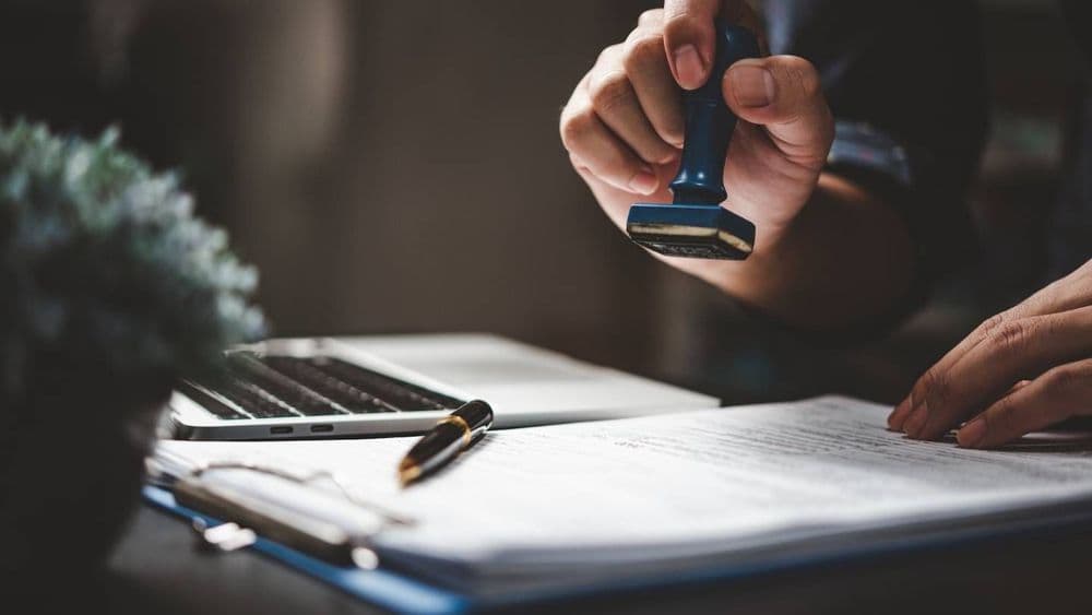 Achat immobilier : une bonne nouvelle pour vos frais de notaire après la censure